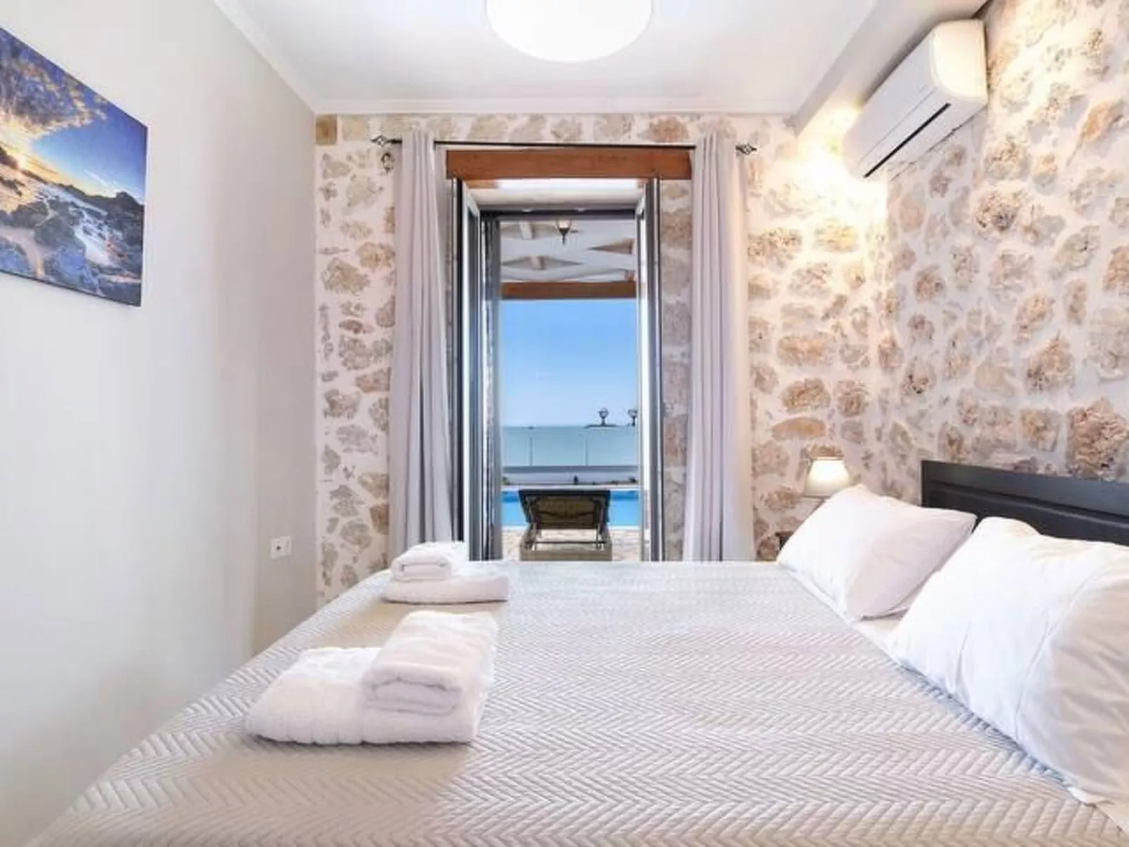 Villa Hrw mit privatem Pool