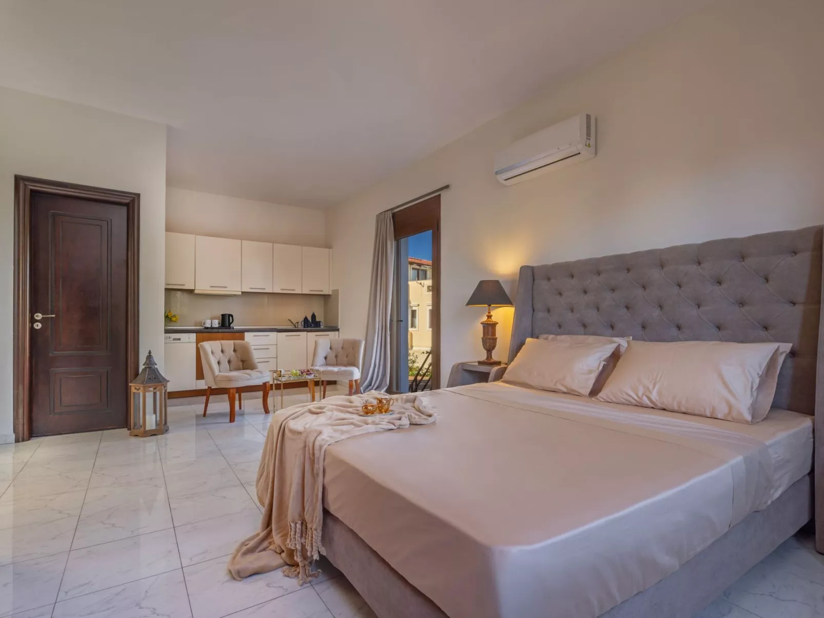 Mit Privatpool für 20 Personen in Ialysos, Dodekanes-Image-tags.info