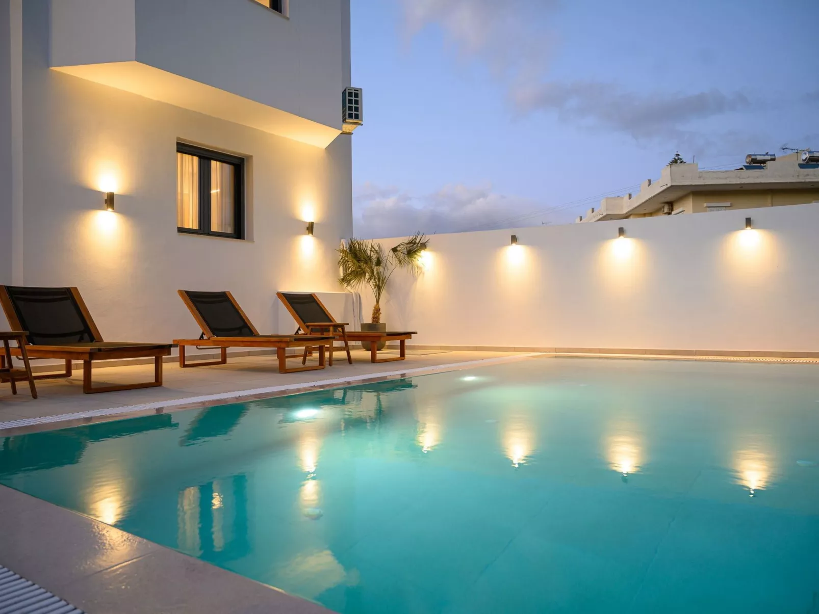 Calma-Image-tags.info