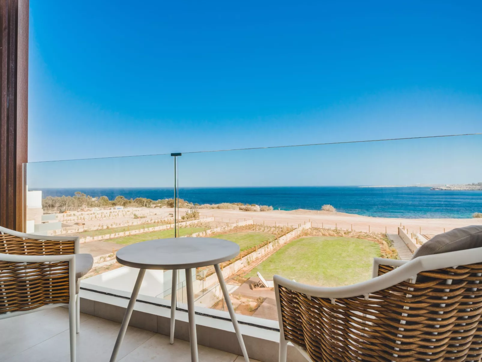 Periyiali Resort - Frontansicht Villa Ira - 5