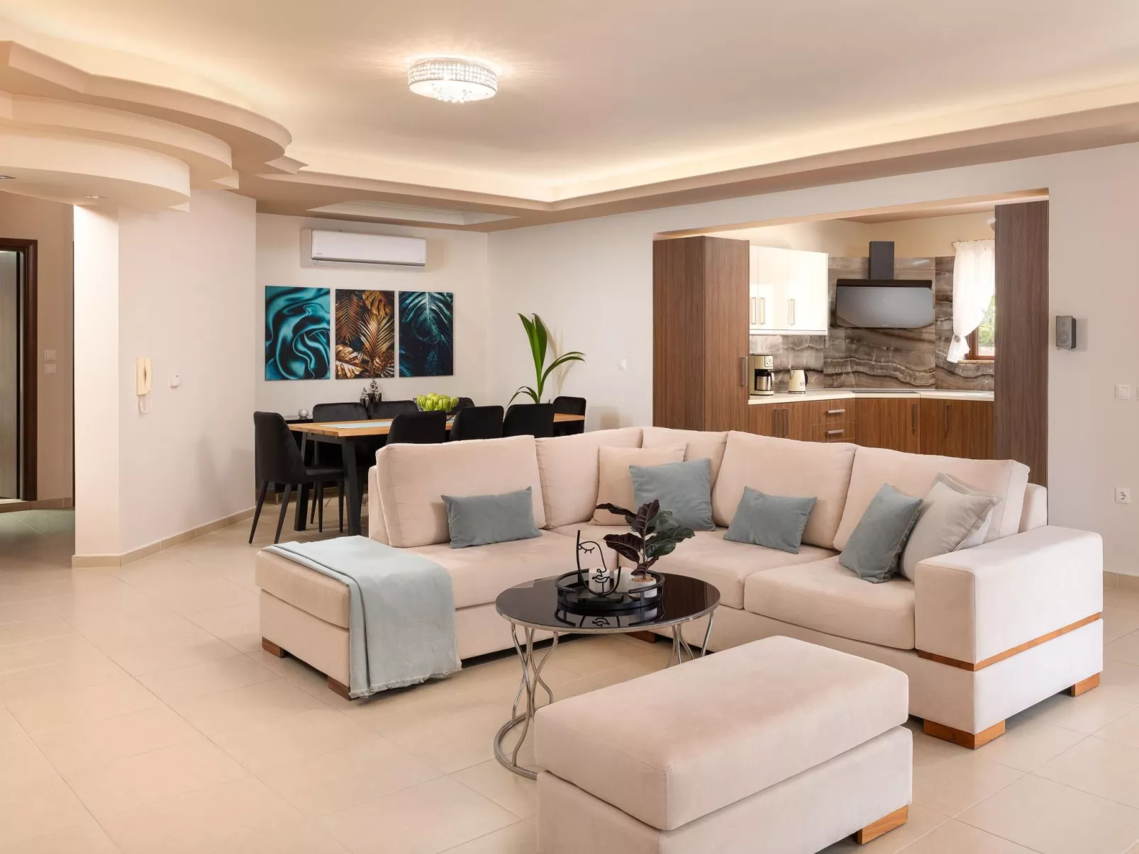 Haus Amarilia-Image-tags.info