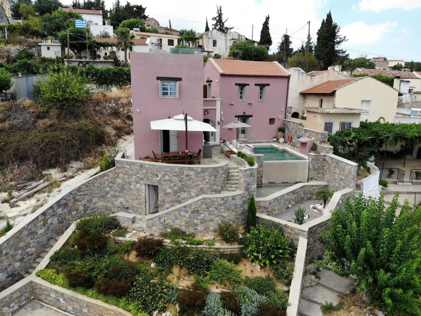 "Liodosifis" mit eigenem Pool-Buiten