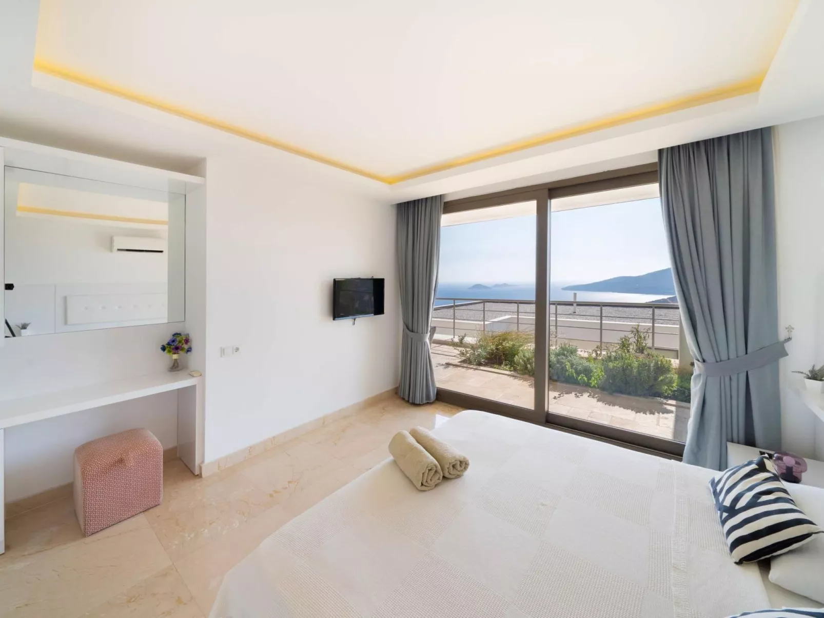 Villa Mini Arden mit Privatem Pool und Meerblick