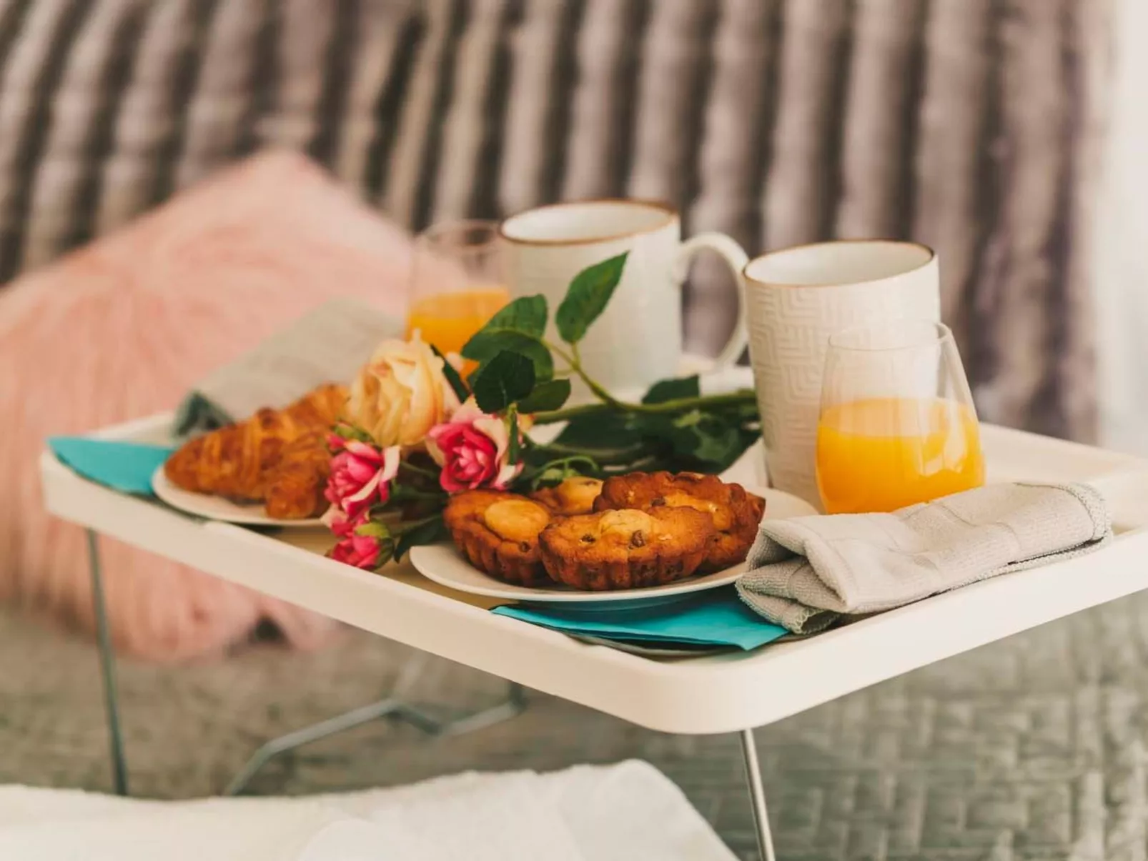 Luxuriöse Villa mit 4 Schlafzimmern, Pool und Whirlpool-Image-tags.info