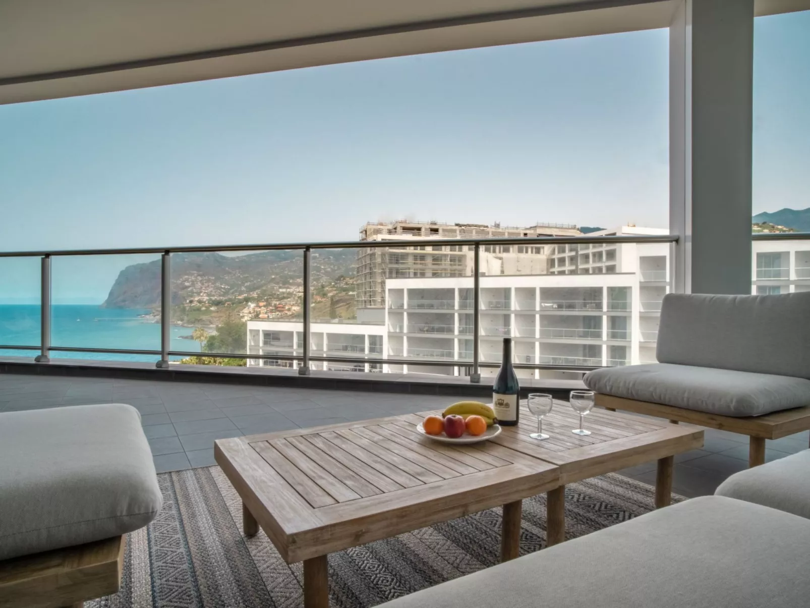 Für 6 Personen ca. 120 m&sup2; in São Martinho, Madeira (Südküste von Madeira)-Binnen