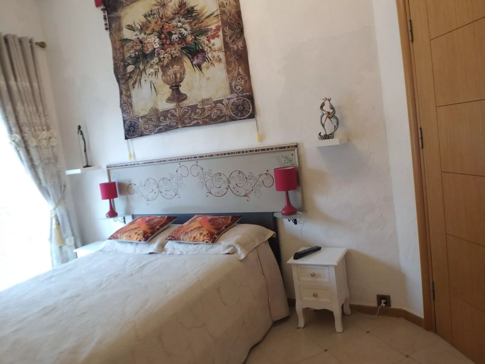 "Villa Sculpture" mit Terrasse-Binnen