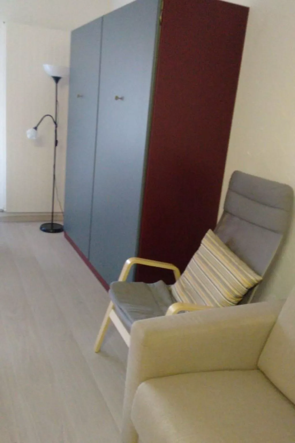 2 Zimmer Gartenwohnung mit Pool