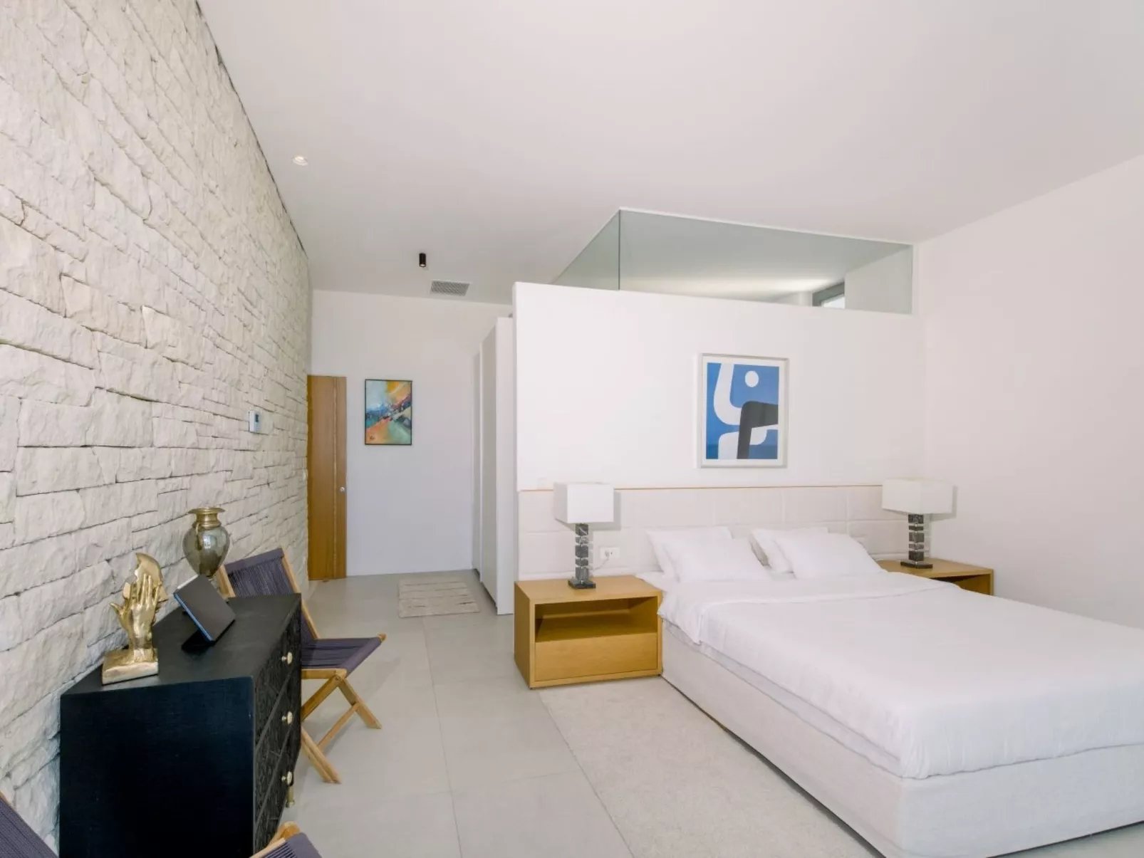 Neue einzigartige Villa mit atemberaubender Aussicht in Strandnähe-Image-tags.info