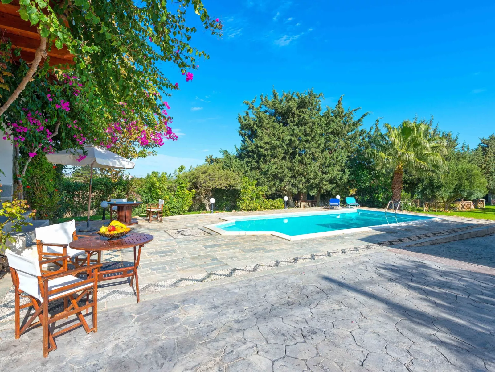 In Notia Rodos mit privatem Garten-Image-tags.info