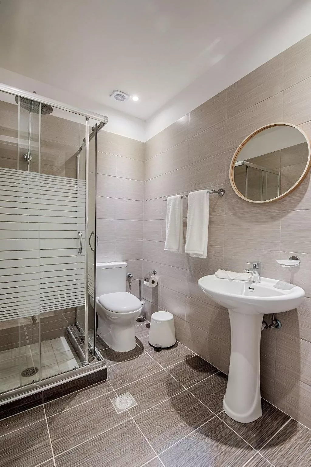 "Despina's Terrace"-Binnen