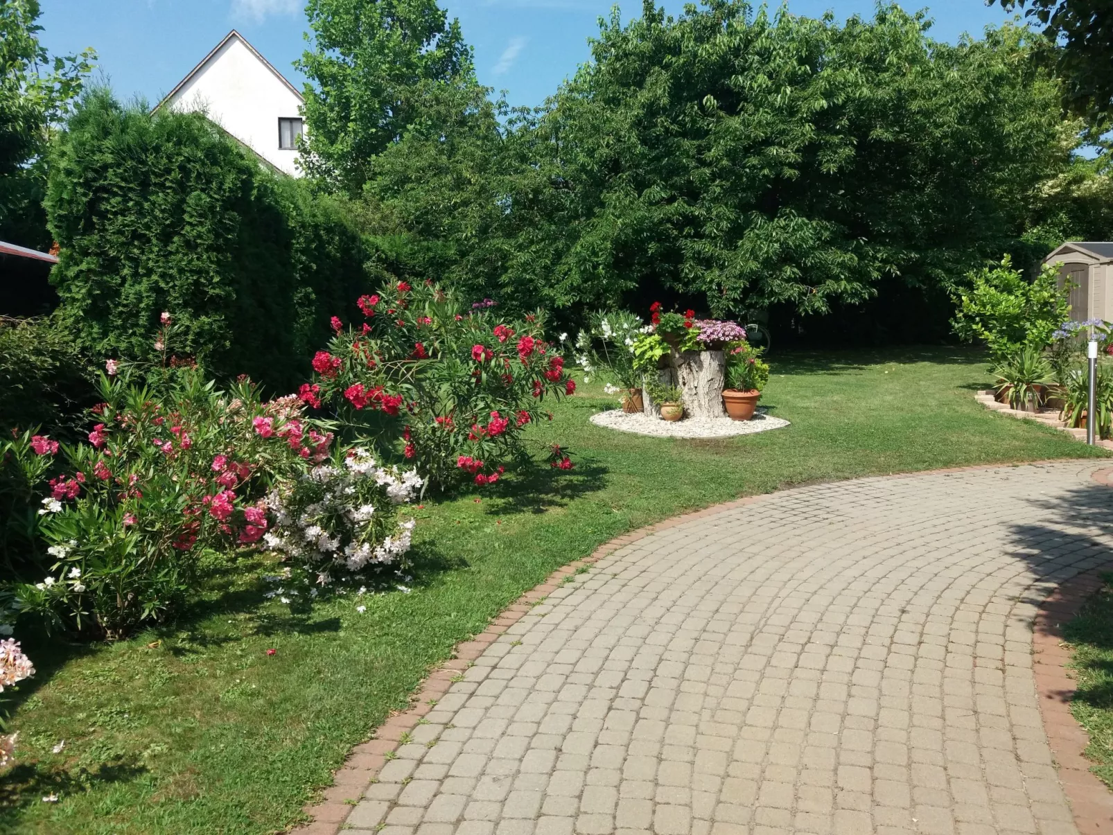 Appartement in Fonyód mit Schönem Garten-Buiten