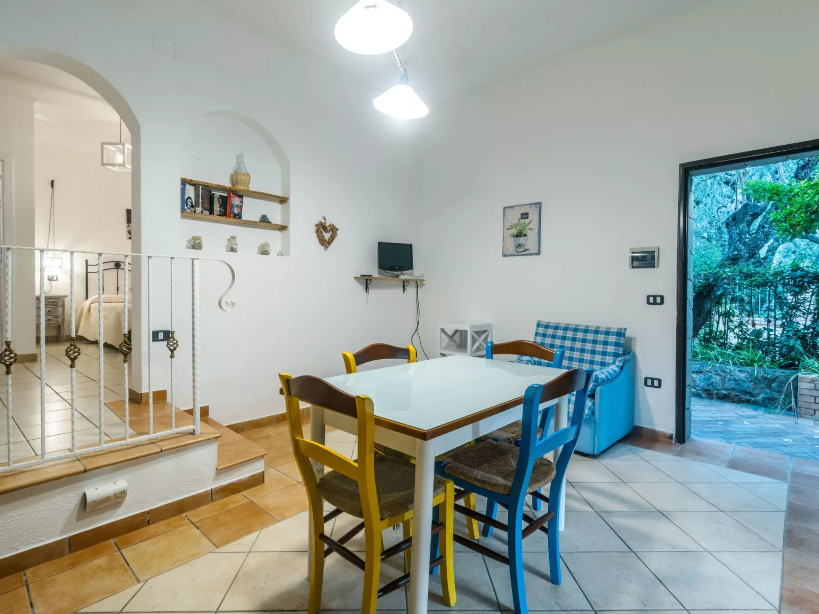 Appartement in Centola mit Grill, Terrasse und Garten