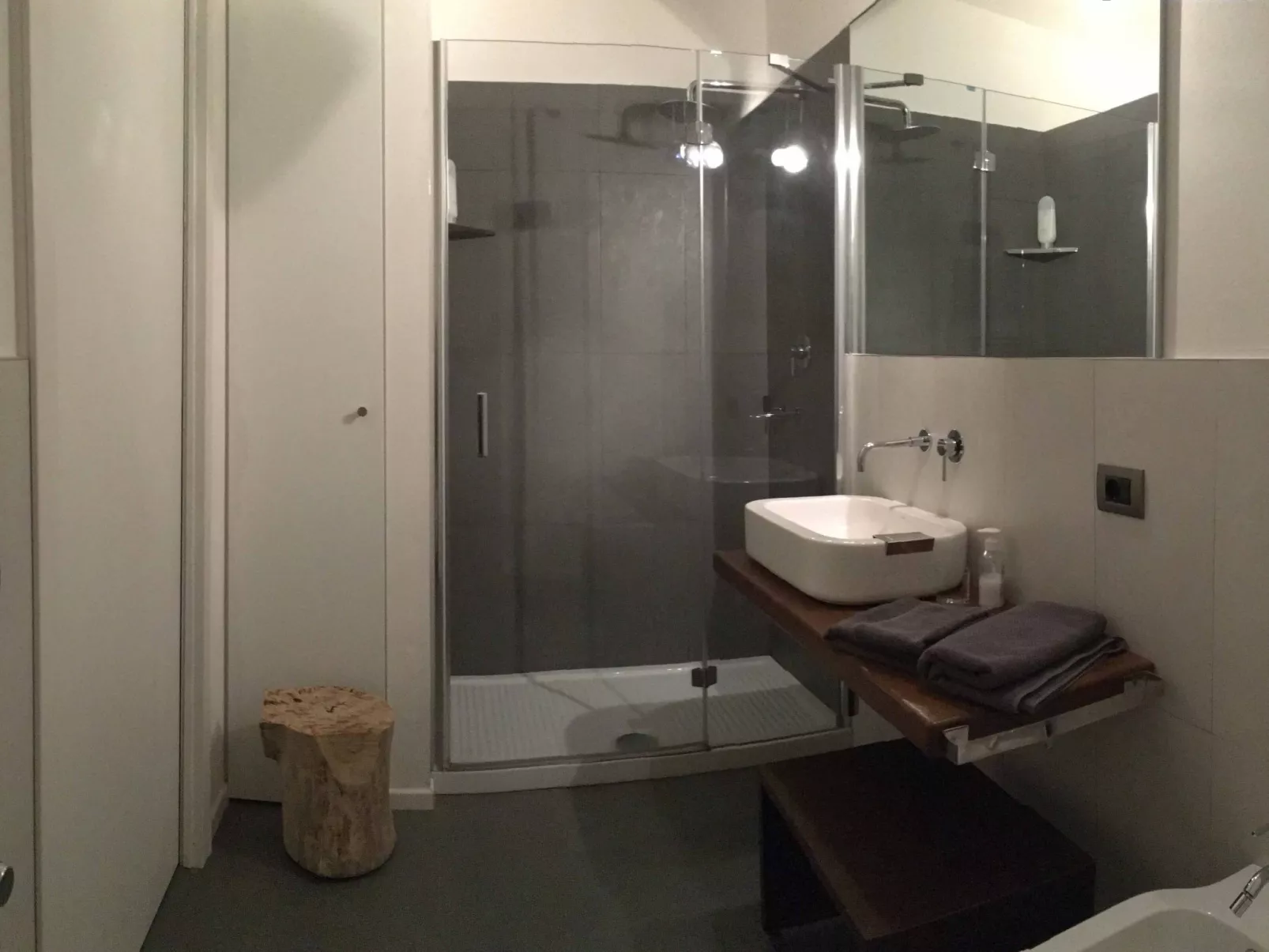 Casale Civitella mit Infinity-Pool-Binnen