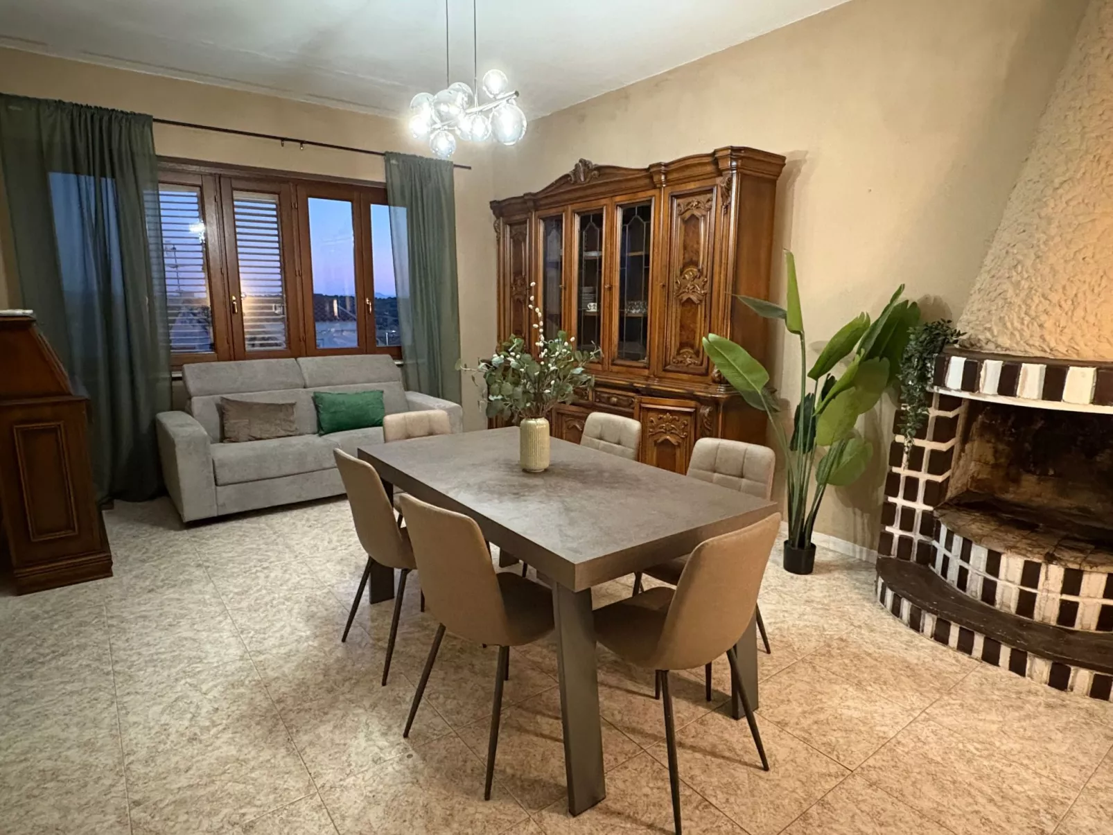 Zeit für Jazz "2BR Apt Nr S.Teodoro"