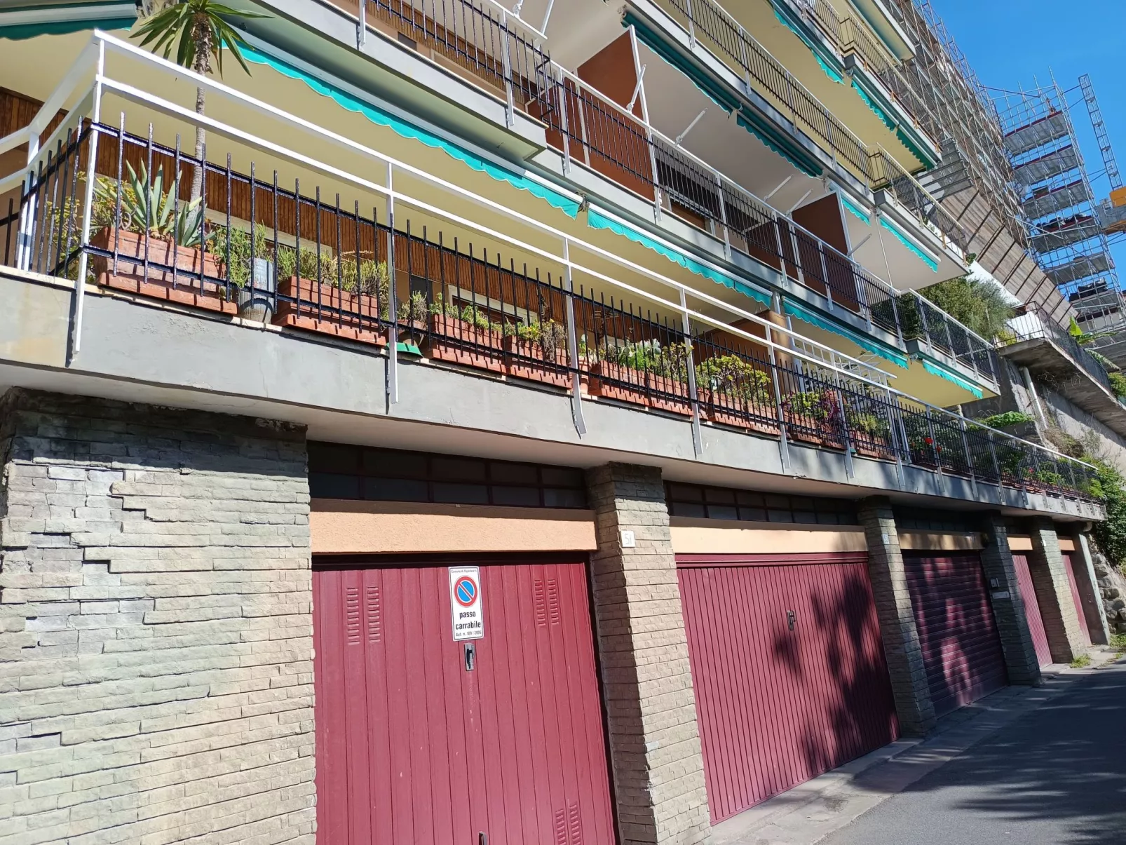 Seaside Heritage Retreat by Holiday World-Buiten