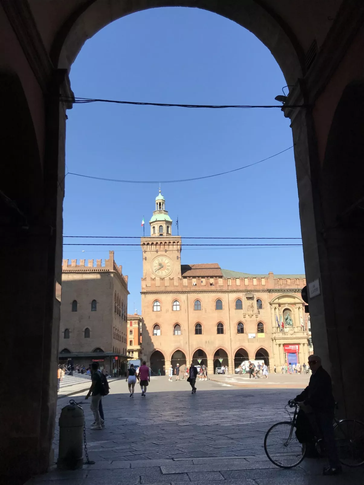 Auf dem Messegelände 14, in der Nähe des Zentrums und gegenüber dem Messegeländ-Omgeving