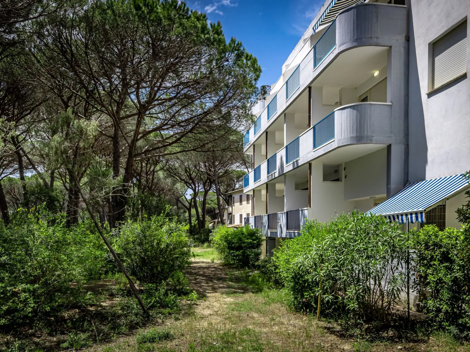Mareblù' Wohnung mit Jacuzzi-Buiten