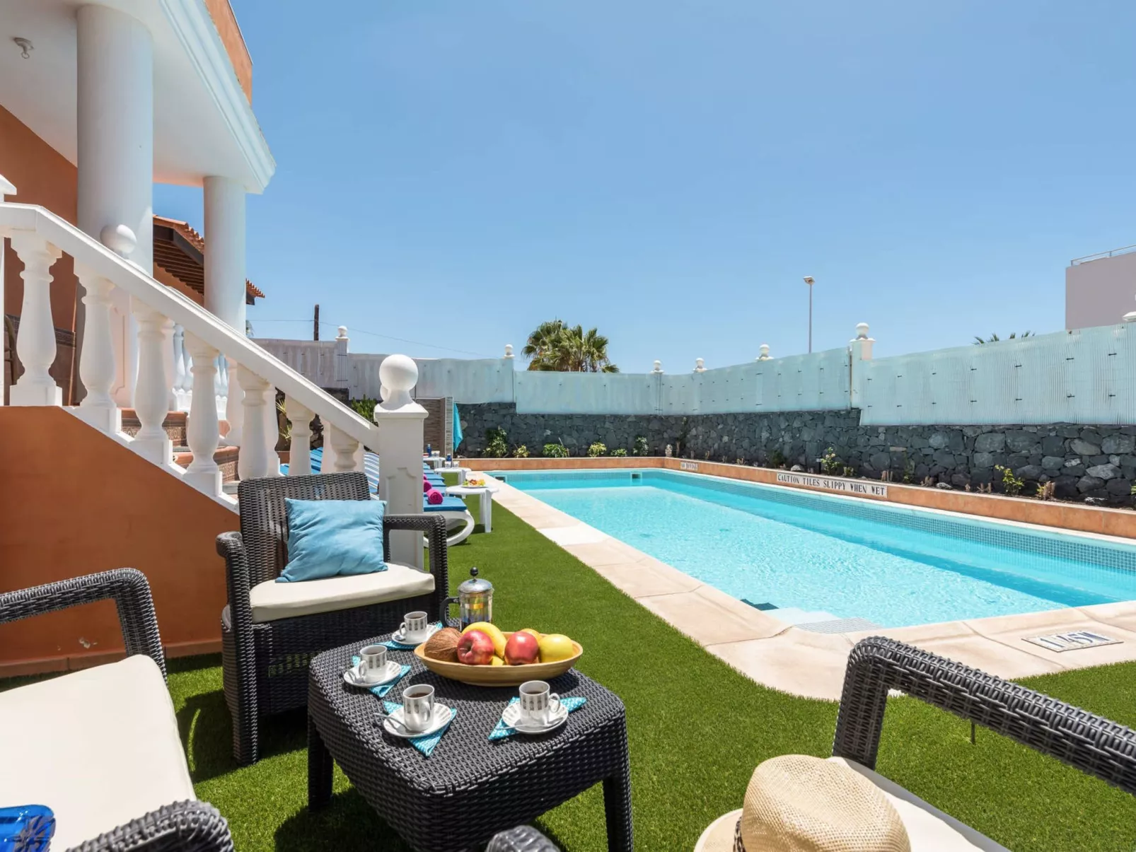 Villa Naranja mit beheiztem Pool und Meerblick