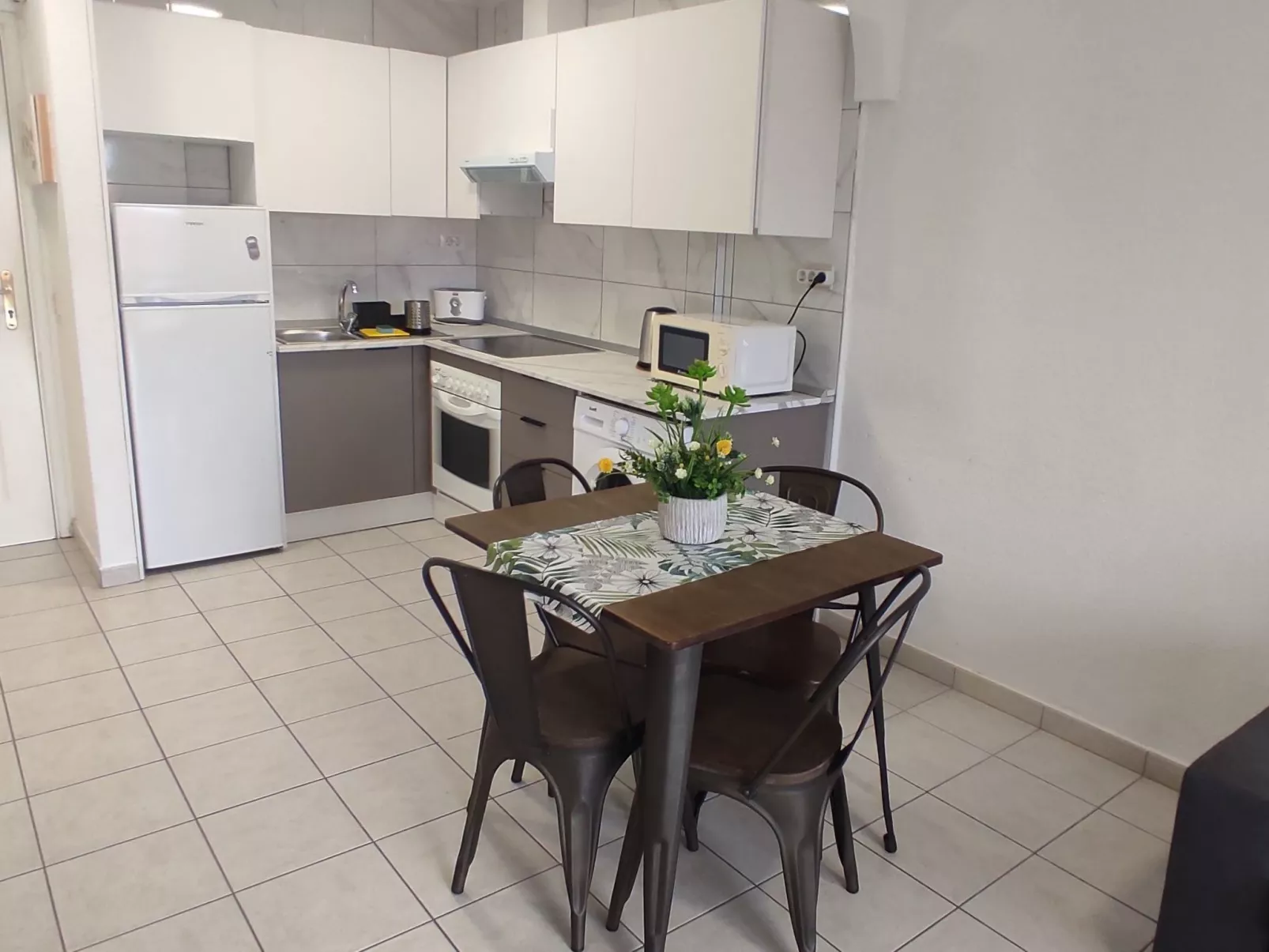 Wohnung Silvia-Binnen