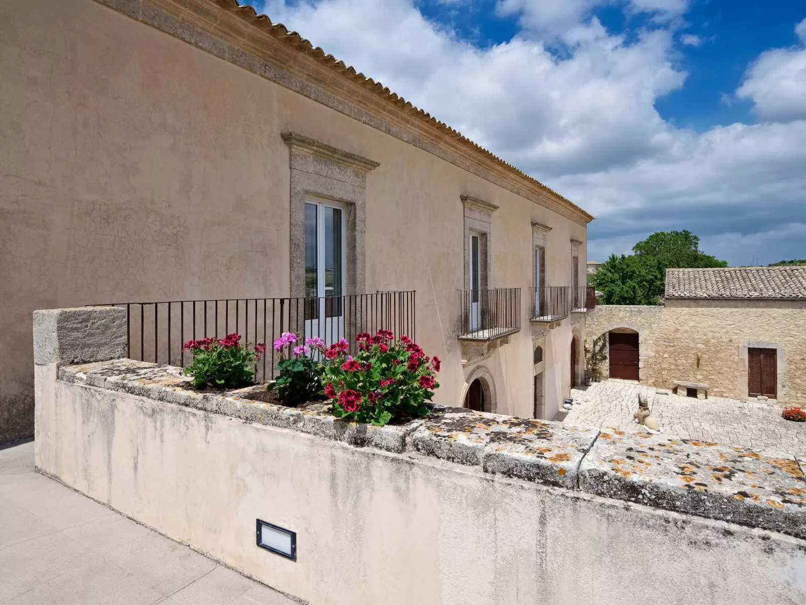 Scifazzo, typisch sizilianische Villa mit Swimmingpool-Image-tags.info