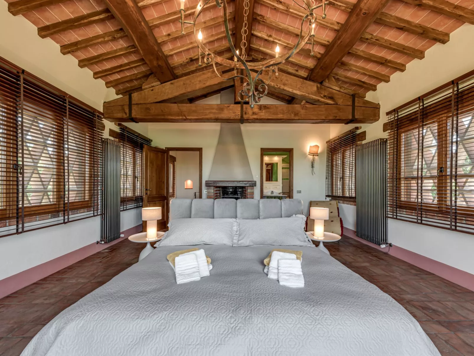 Mit privatem Pool in der Nähe von Florenz-Binnen