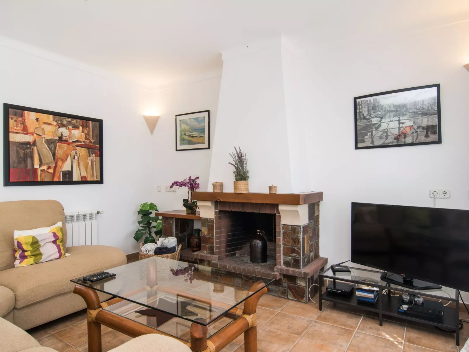 Fantastische Finca mit überdachter Terrasse-Binnen