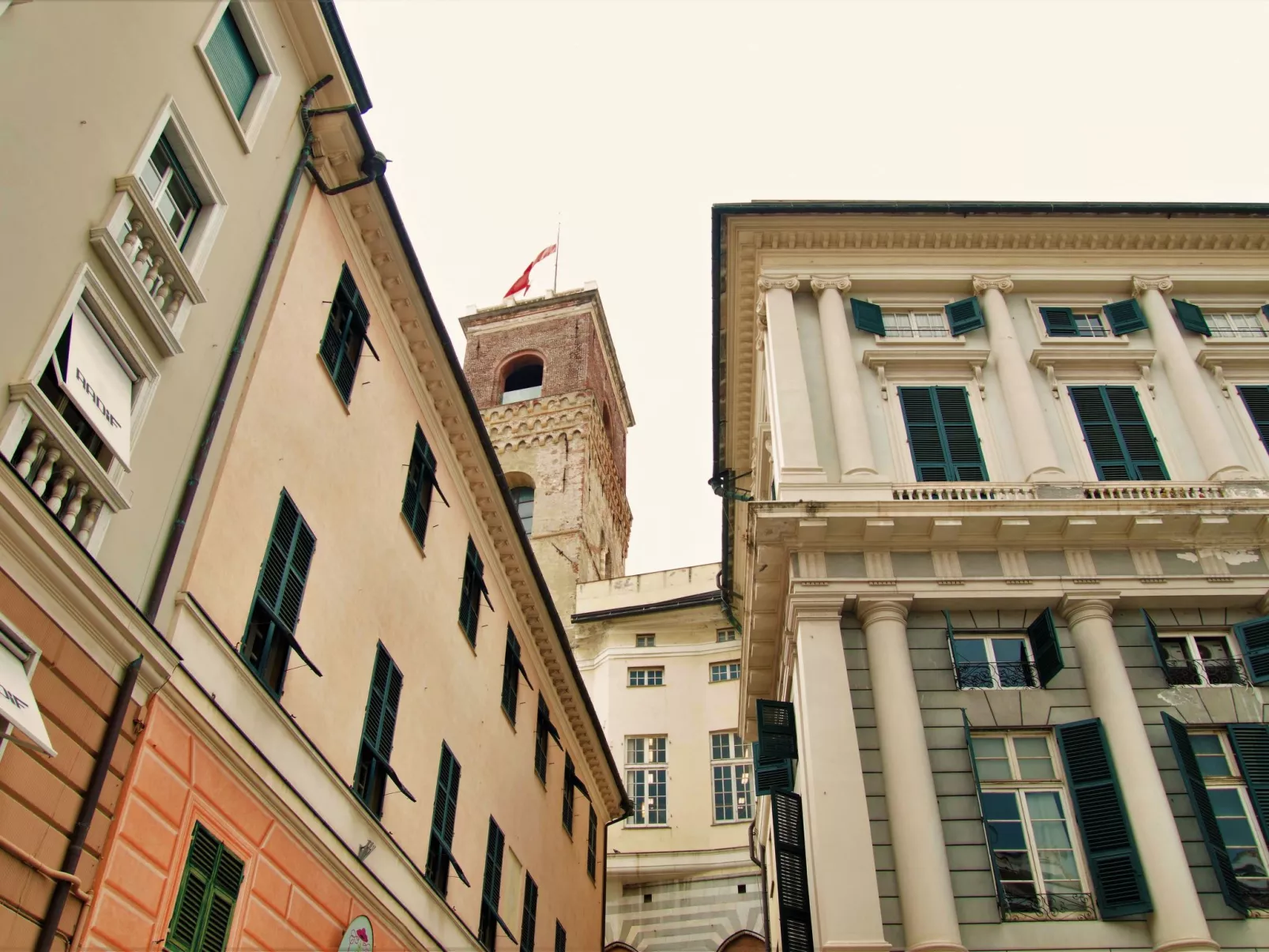 Wohnung 'La Terrazza del Porto Antico-Buiten