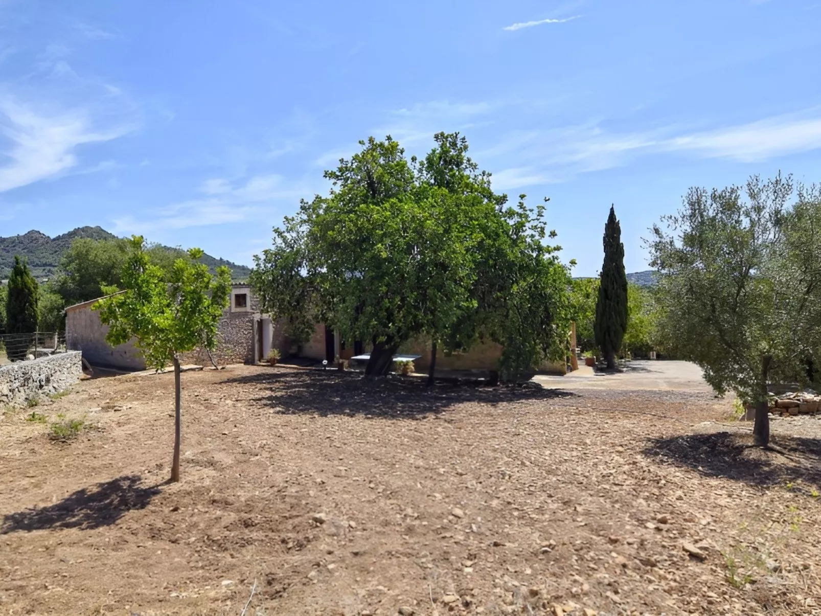 Finca mit Bergblick, Schwimmbad und Klimaanlage.-Buiten