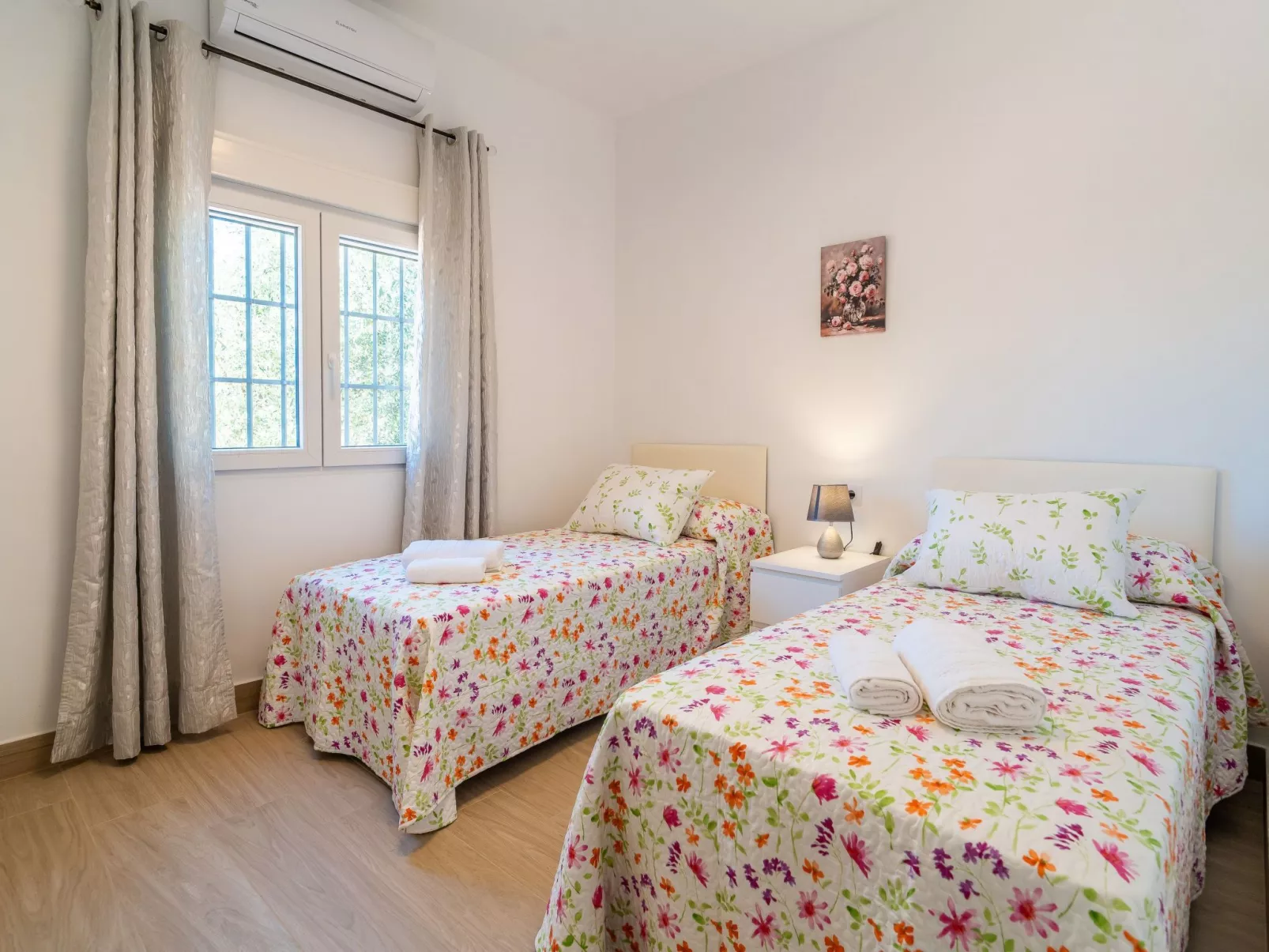 Olivera Country Cottage-Binnen