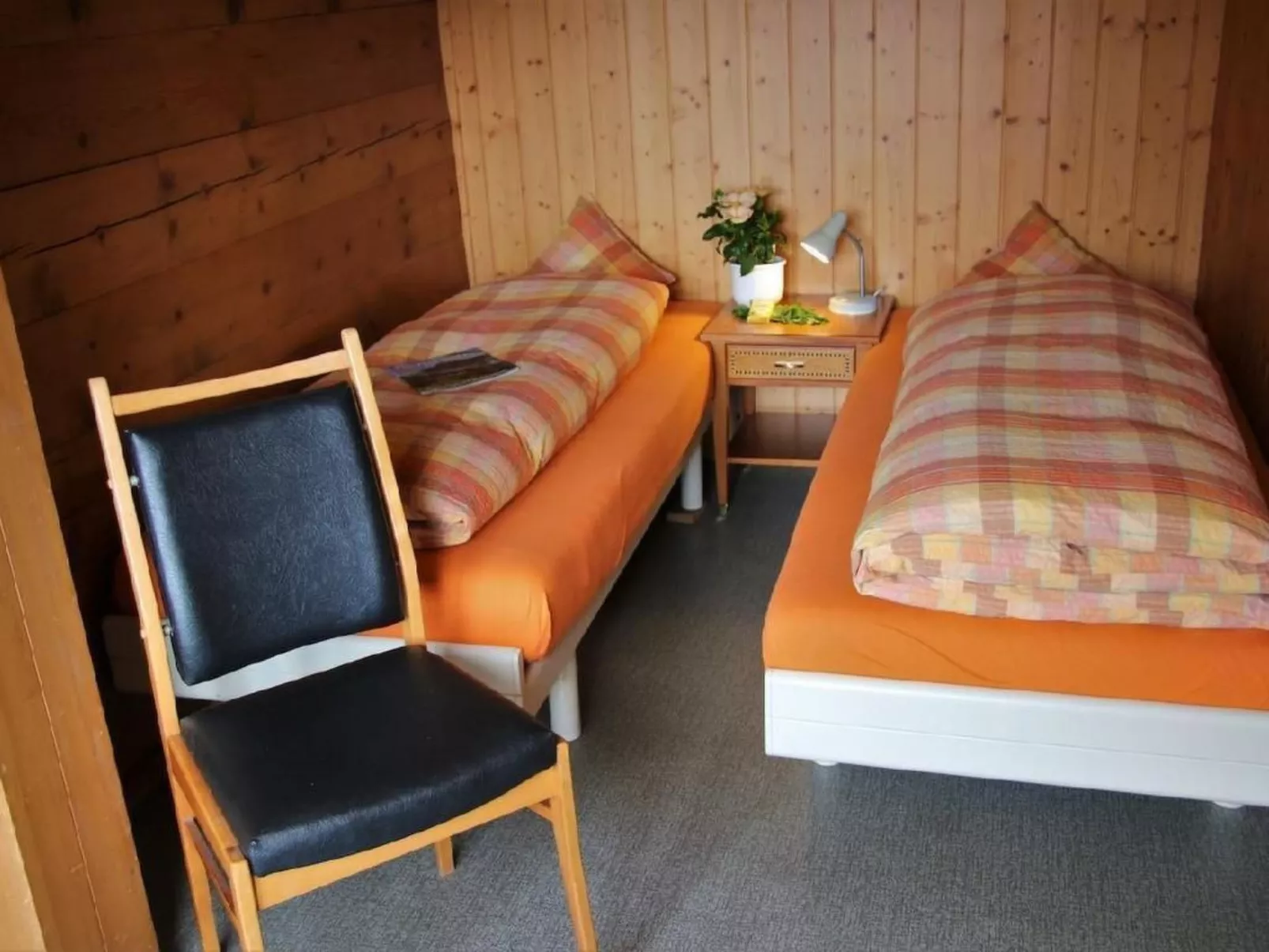 Chalet an ruhiger Lage mit schöner Bergsicht-Binnen