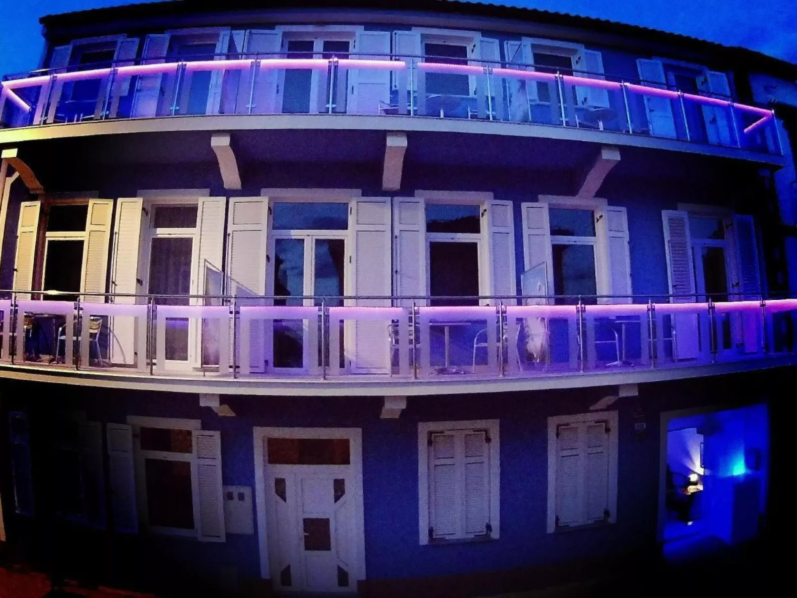 In Crikvenica mit Terrasse und Grill-Buiten