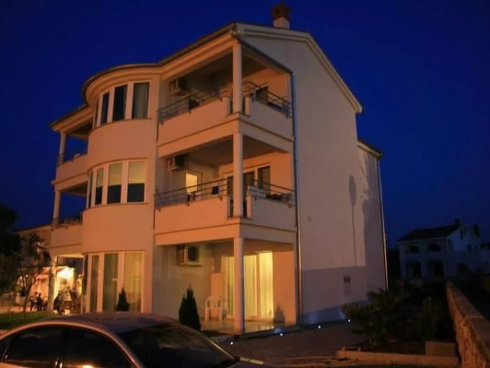 Appartement mit Blick auf das Wasser-Buiten
