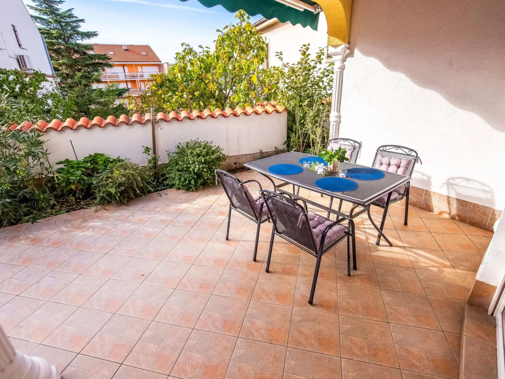 Wohnung für 6 Personen - Buiten