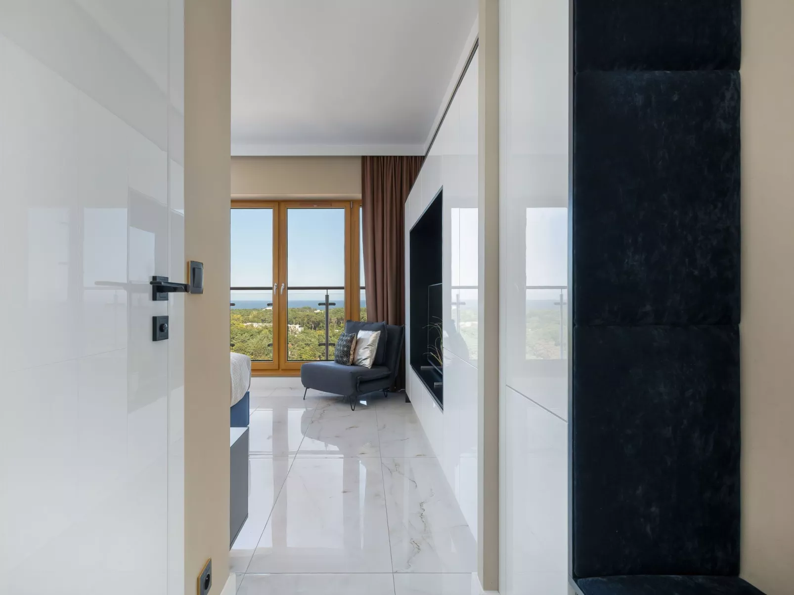 "Platan Tower 114"-Image-tags.info