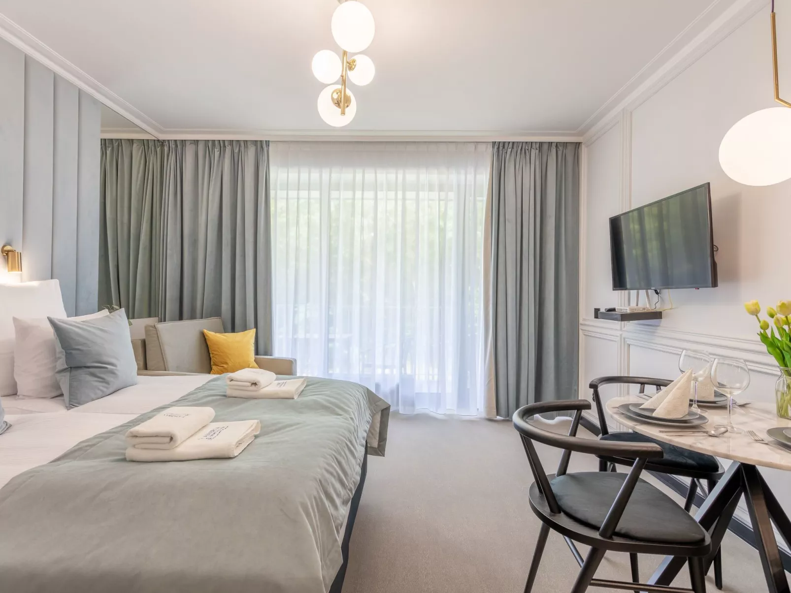 Mit Balkon am Meer-Image-tags.info