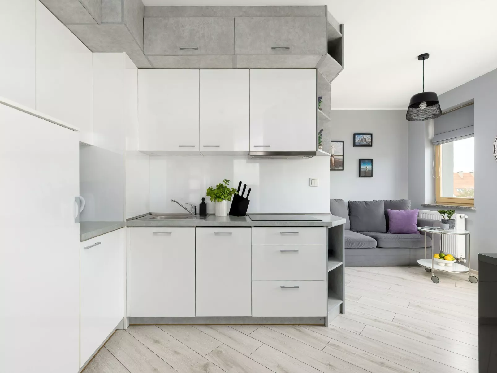 Apartment Ambria III-Image-tags.info