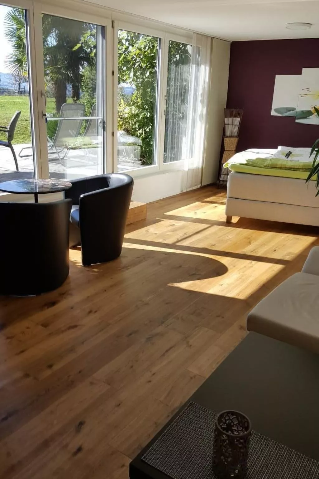 Moderne Ferienwohnung-Binnen