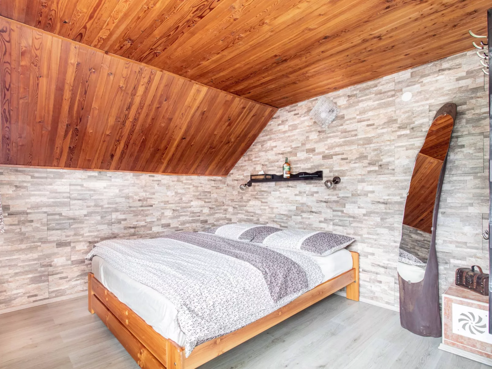 Chalet "Chestnut cottage" in den Bergen.