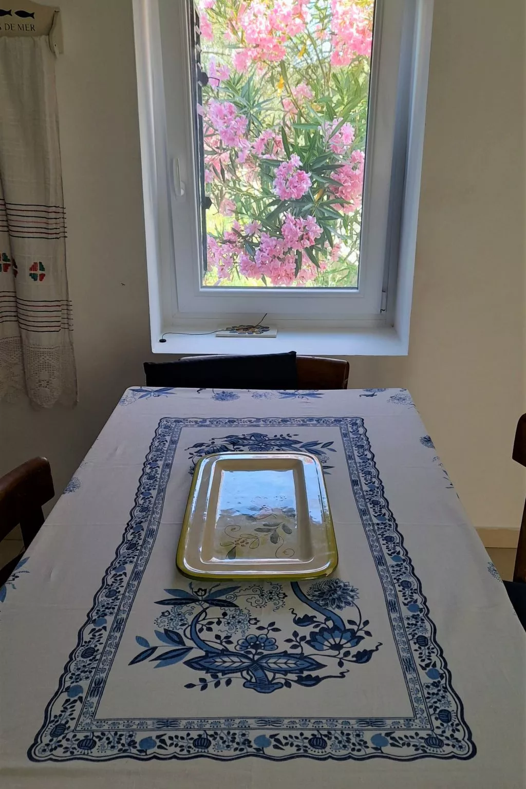 Rustikales Haus in Lukoran mit privatem Parkplatz-Binnen