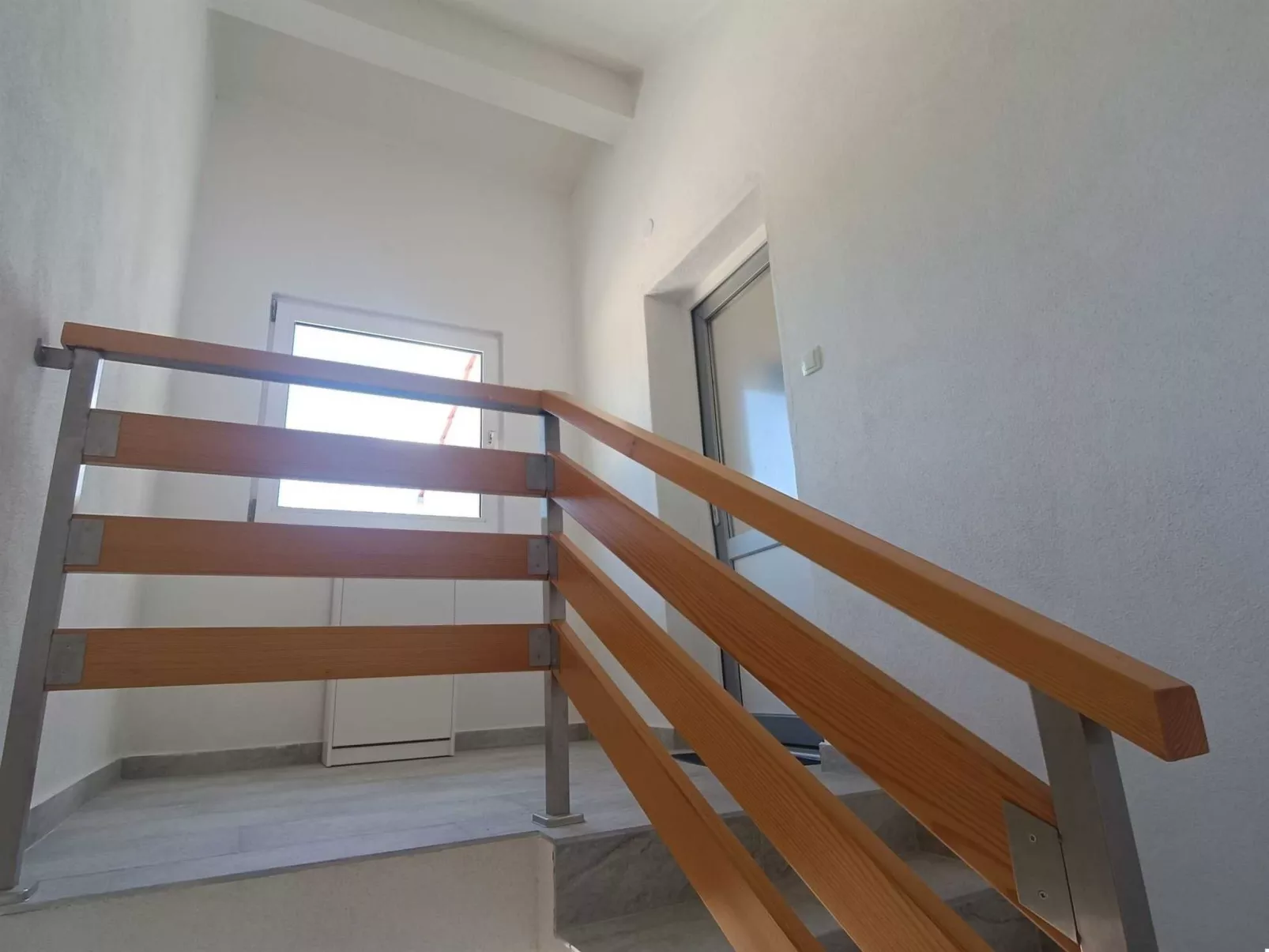 Mit privatem Pool-Binnen