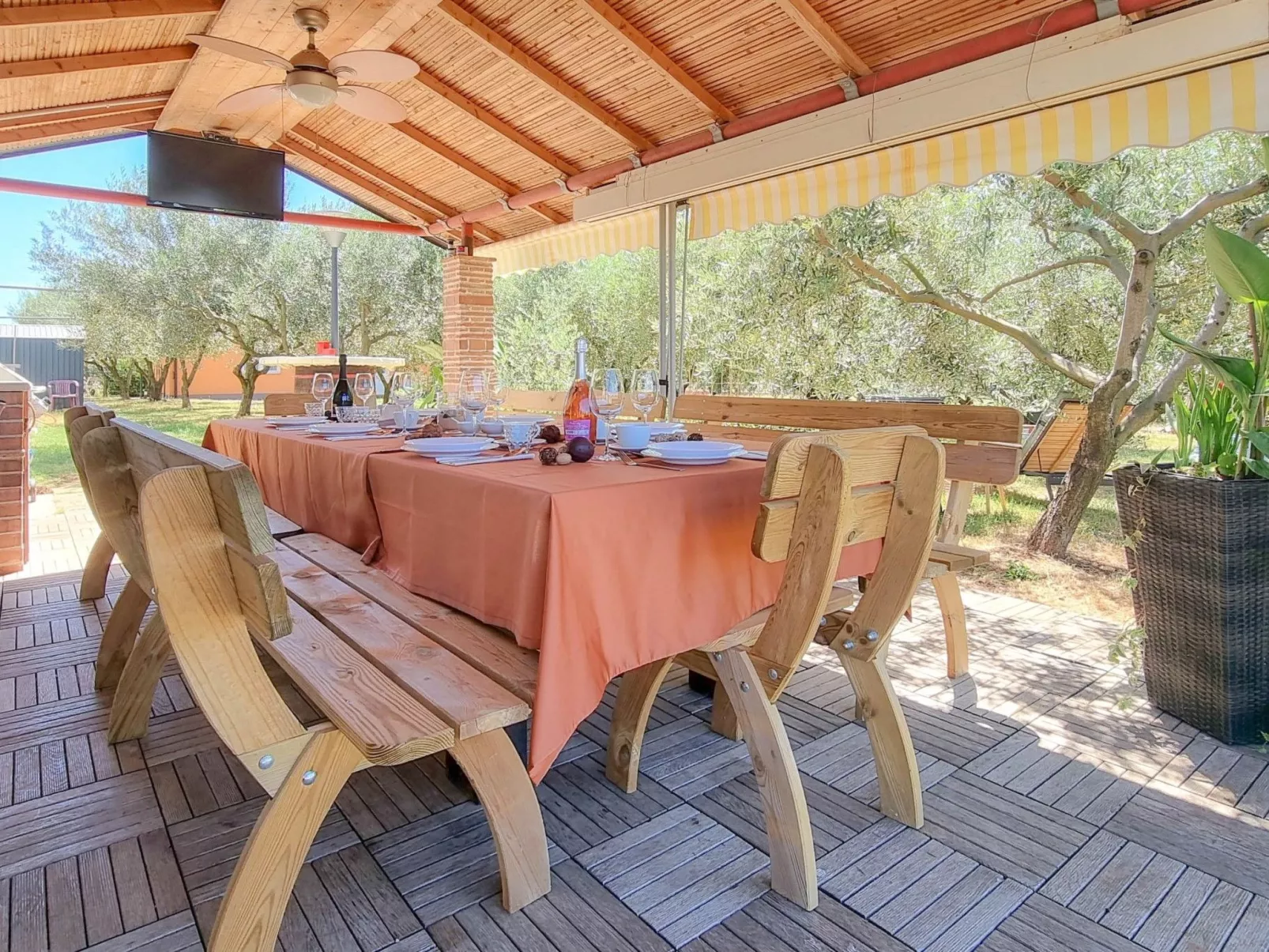 Apartment mit Klimaanlage für 2 Personen-Buiten