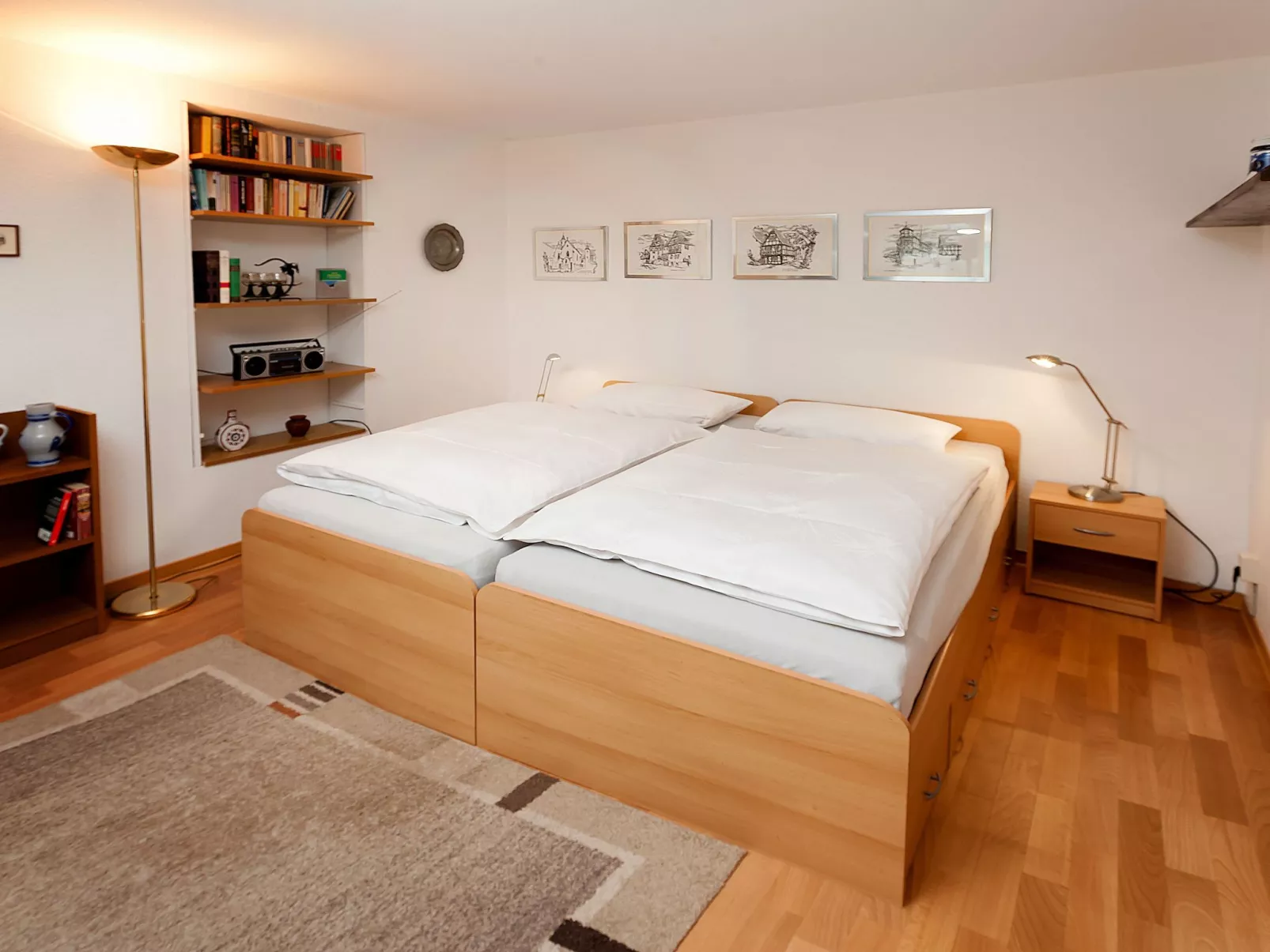 Wohnung in Starkenburg mit Kleiner Terrasse - Binnen