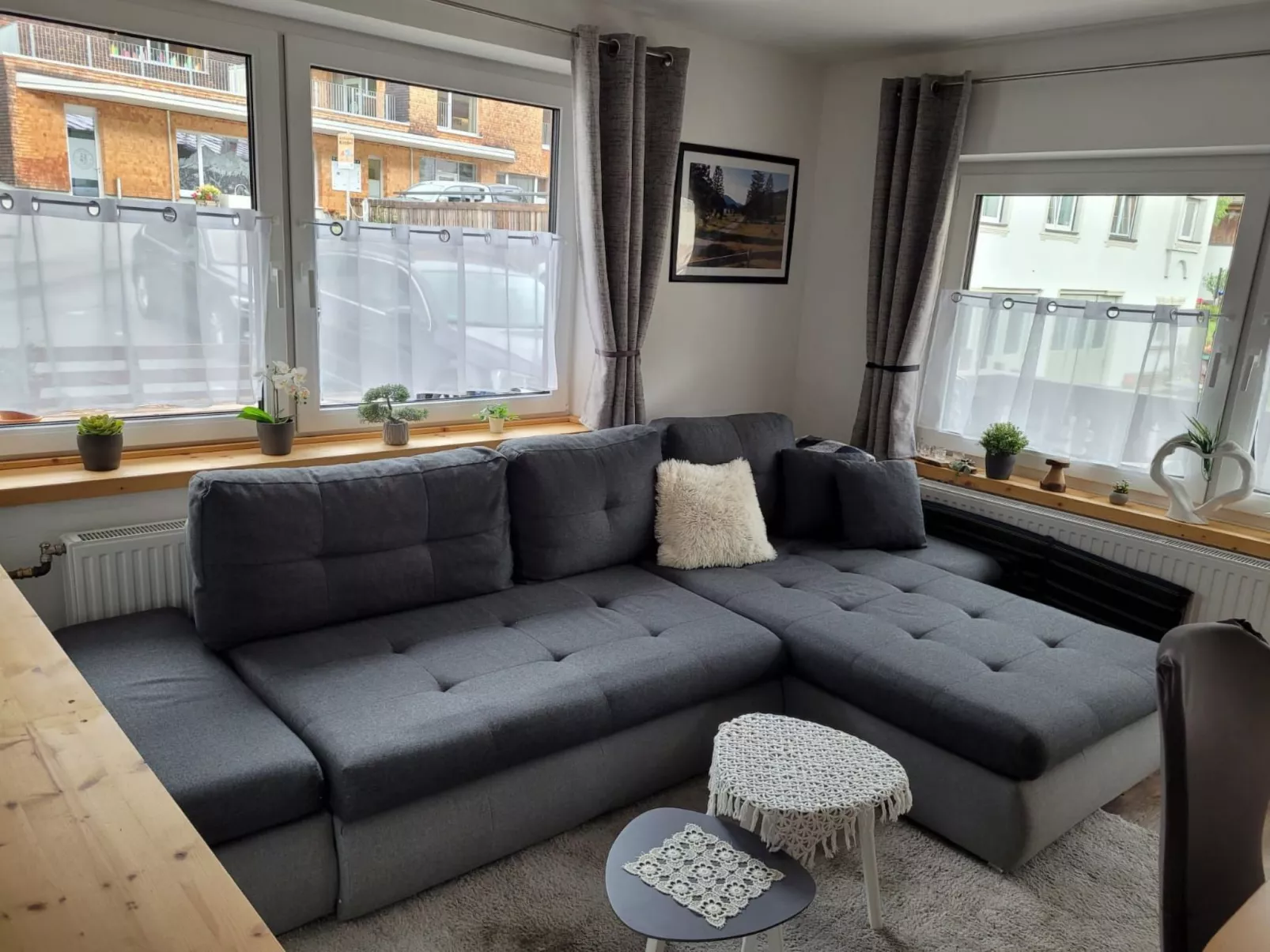 Bergwiese mit Balkon-Binnen