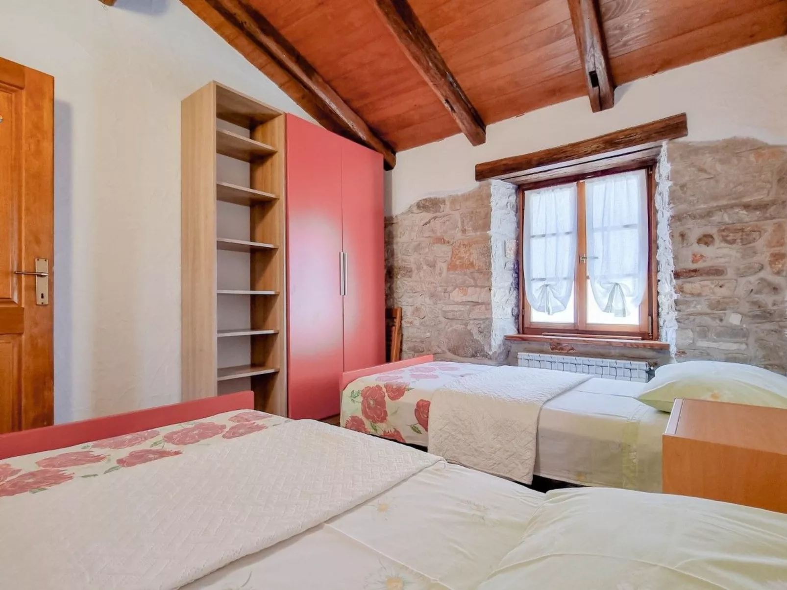 "Ariana" direkt am Strand-Binnen