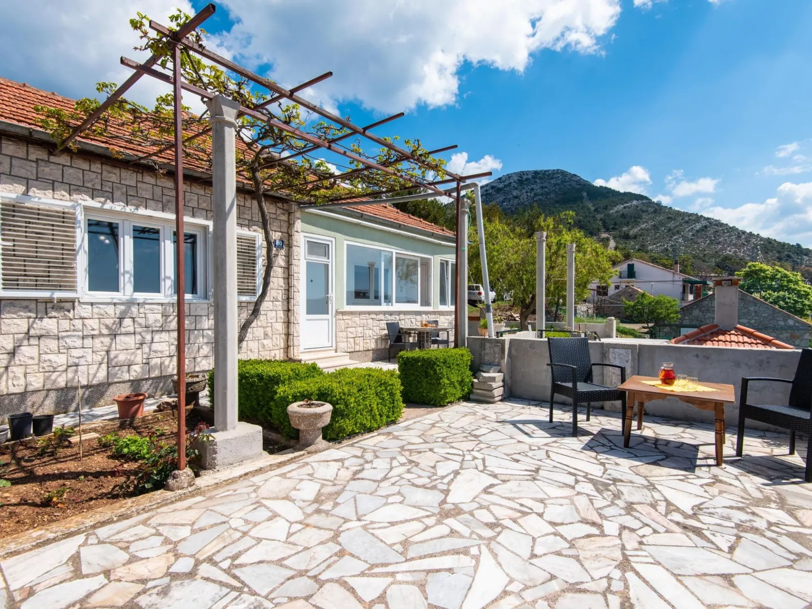 "Kuna" direkt am Strand-Binnen