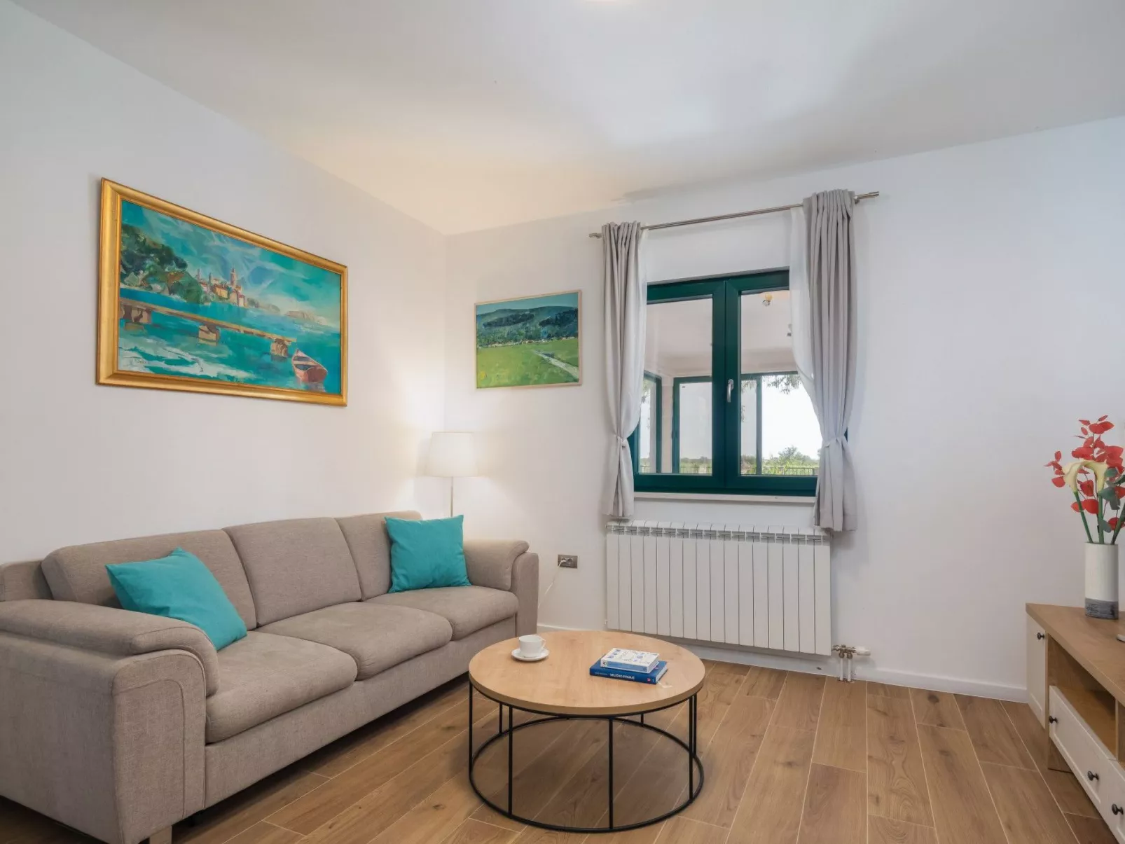 Haus für 11 Personen und 1 Kind in Razvode-Binnen