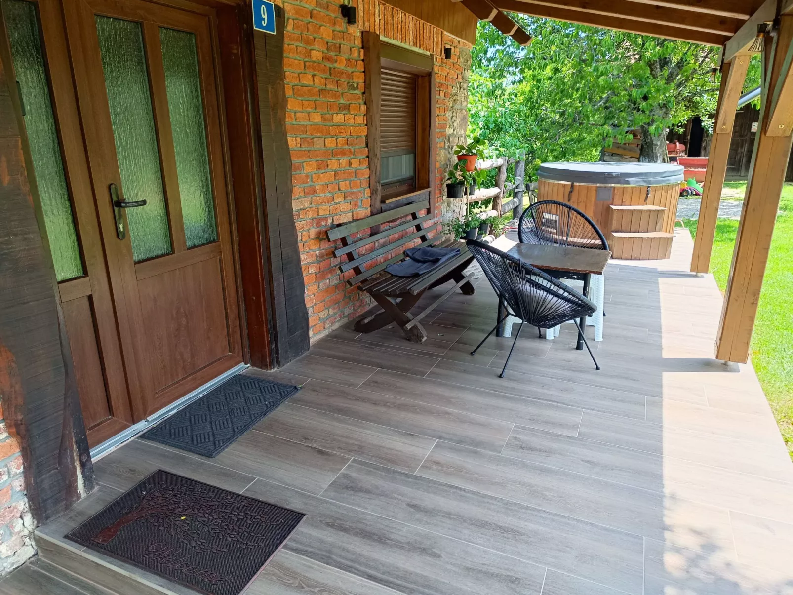 Haus in Sleme Skradsko mit Whirlpool und Parkplatz-Binnen