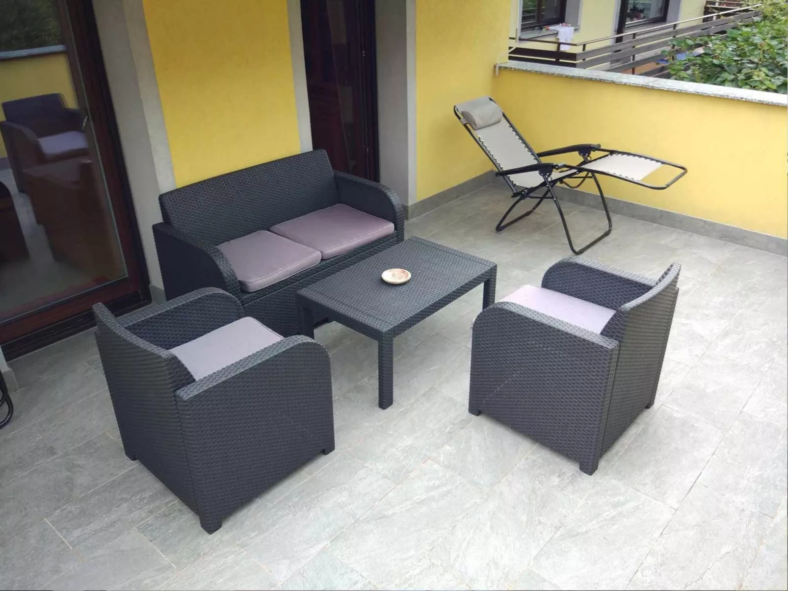 Mit eigener Sonnenterrasse-Binnen