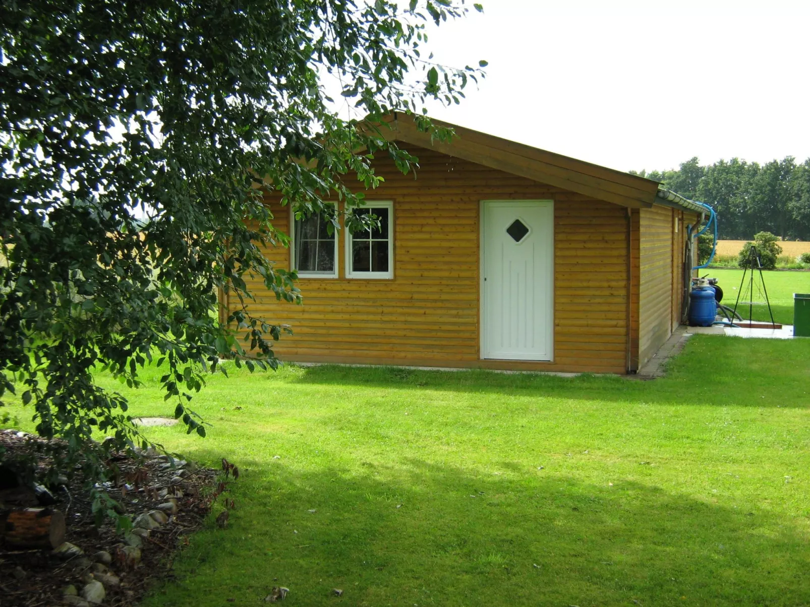 Blockhaus für fünf Personen-Image-tags.info