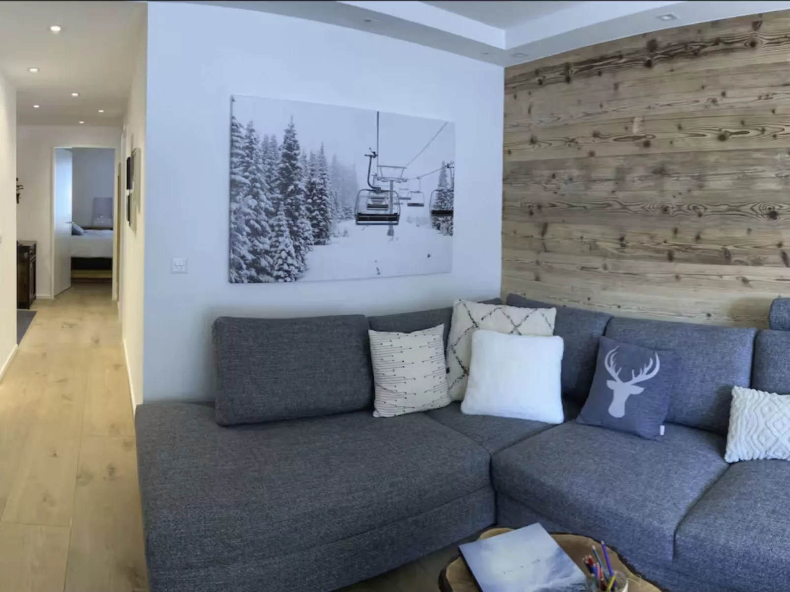 Geräumiges 3.5 Zimmer Beste Lage Kostenloses Parken-Binnen